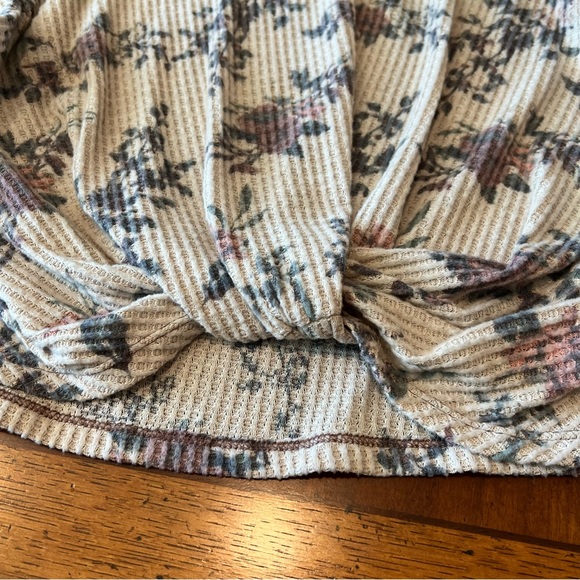 Rewind Juniors Knot Front Thermal Tops - Picture 3 of 7